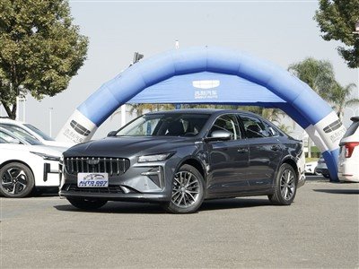 Geely Preface L Samochód benzynowy
